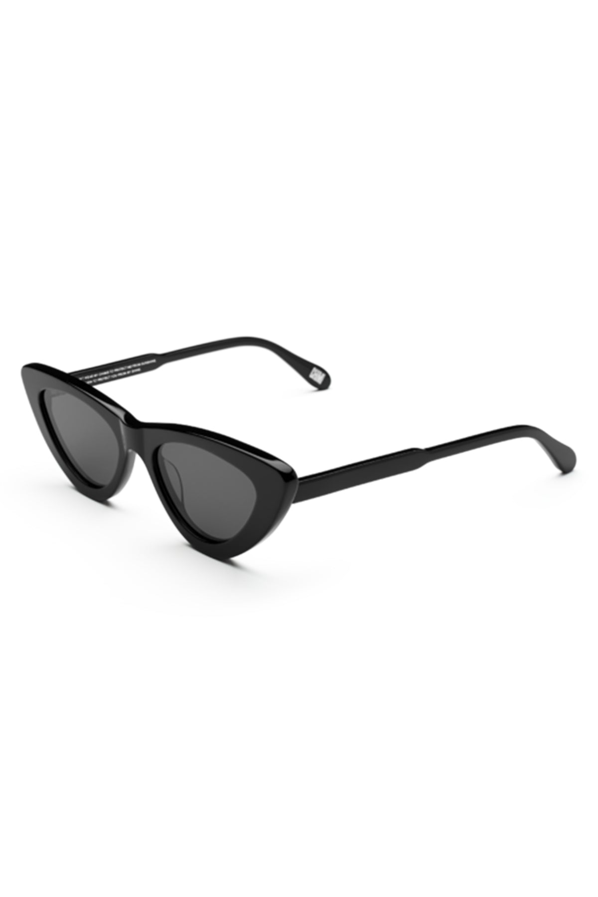 006 BY CHIMI EYEWEAR - Velvet Staging 2.0