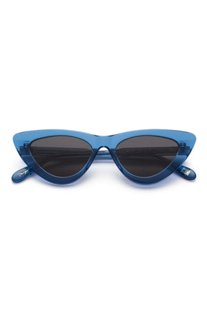 006 BY CHIMI EYEWEAR - Velvet Staging 2.0