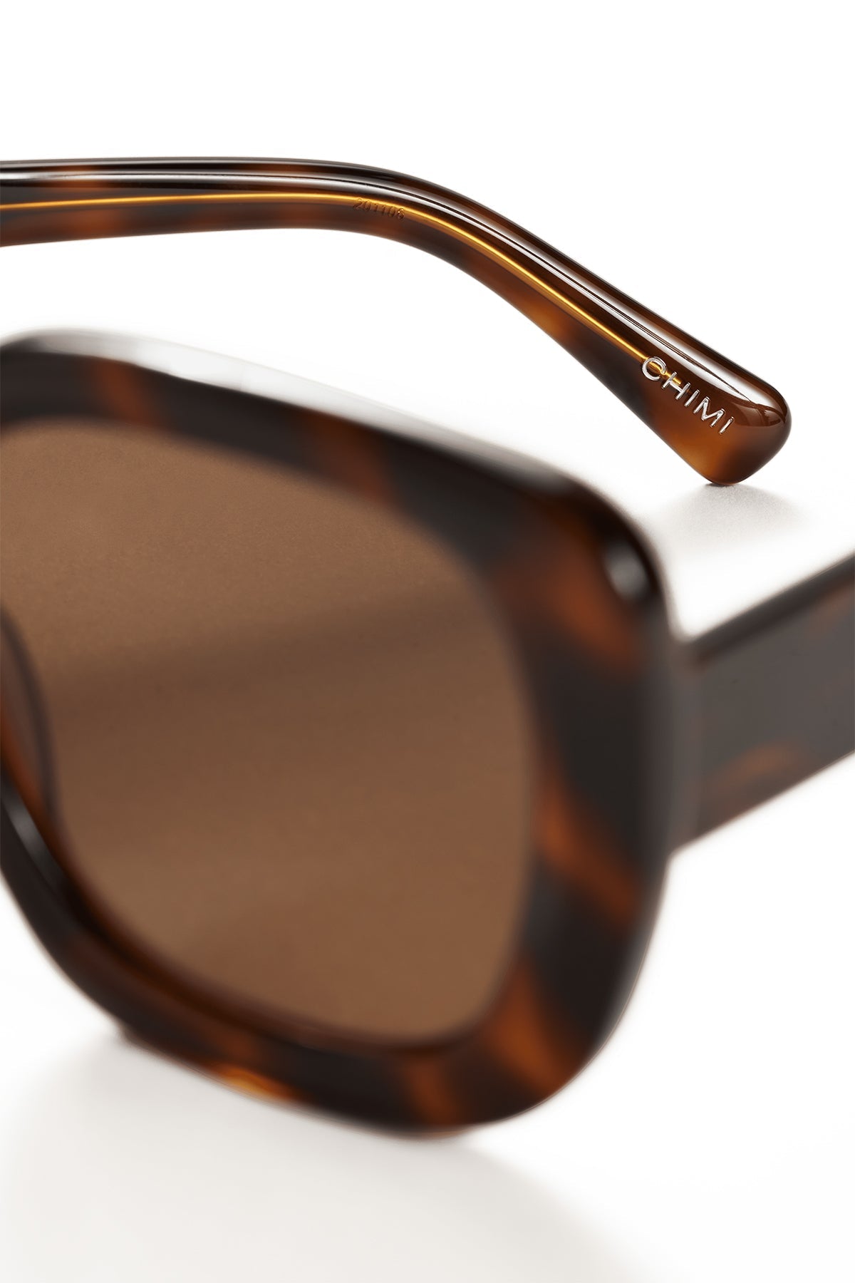 10 SUNGLASSES BY CHIMI - Velvet Staging 2.0