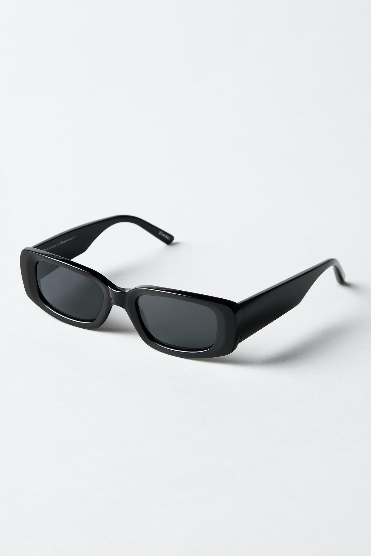 10.2 SUNGLASSES BY CHIMI - Velvet Staging 2.0