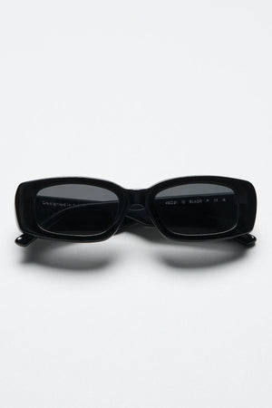 10.2 SUNGLASSES BY CHIMI - Velvet Staging 2.0