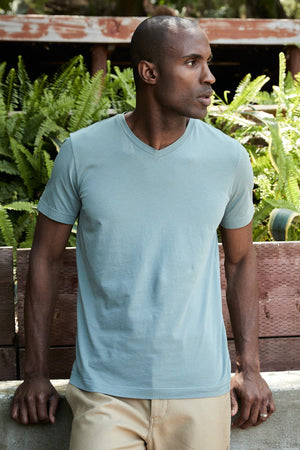 SAMSEN WHISPER CLASSIC TEE Velvet by Graham & Spencer