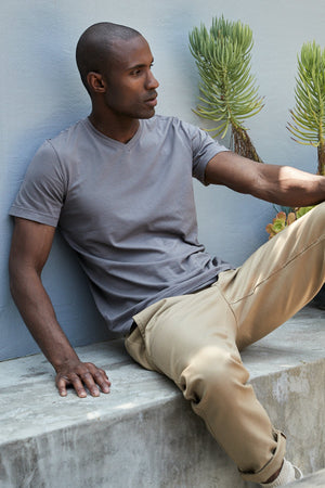 SAMSEN WHISPER CLASSIC TEE Velvet by Graham & Spencer