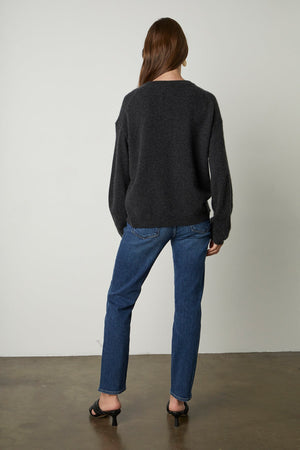 ABBIE V-NECK CASHMERE SWEATER - Velvet Staging 2.0