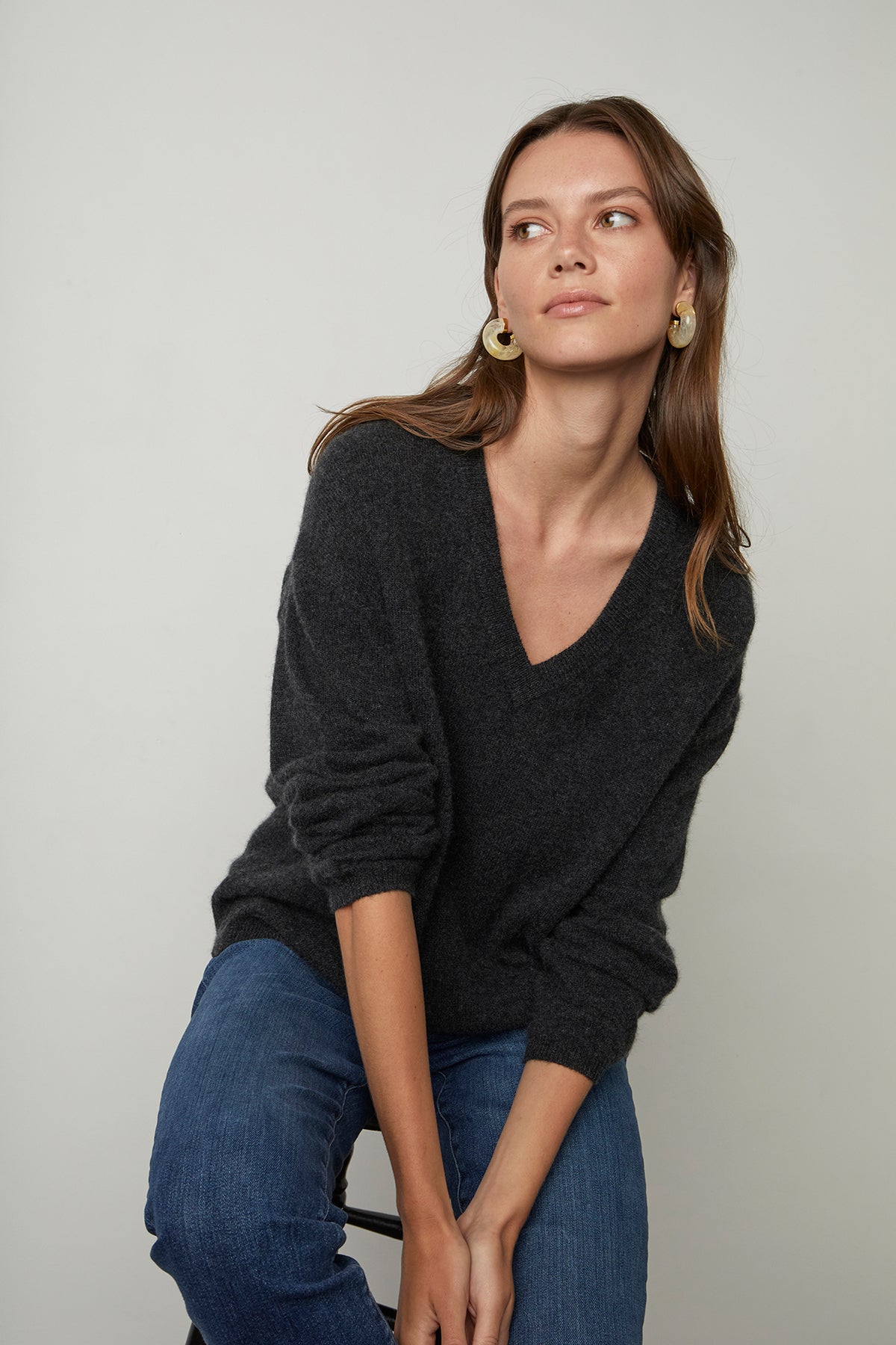 ABBIE V-NECK CASHMERE SWEATER - Velvet Staging 2.0