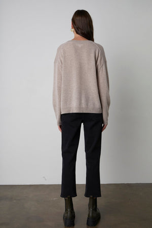 ABBIE V-NECK CASHMERE SWEATER - Velvet Staging 2.0