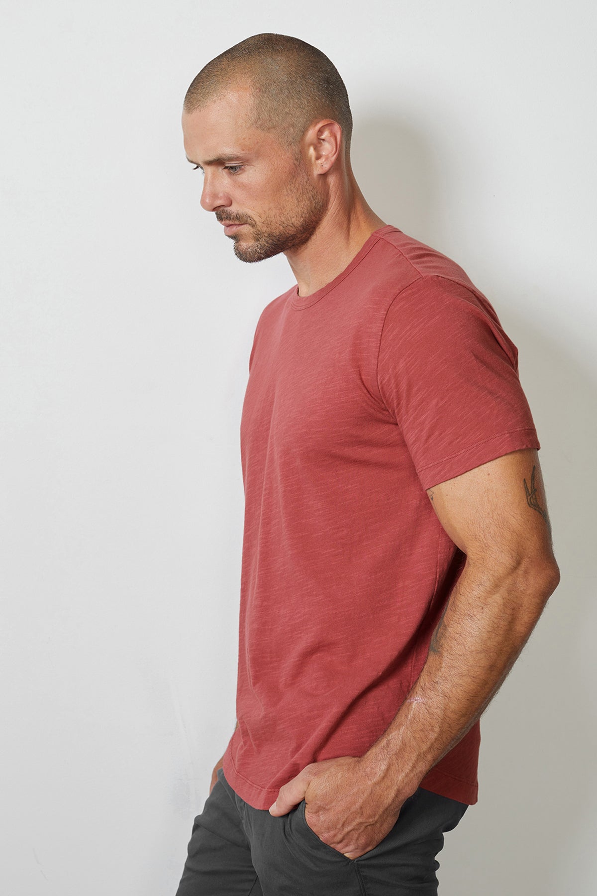 AMARO CREW NECK SLUB TEE - Velvet Staging 2.0
