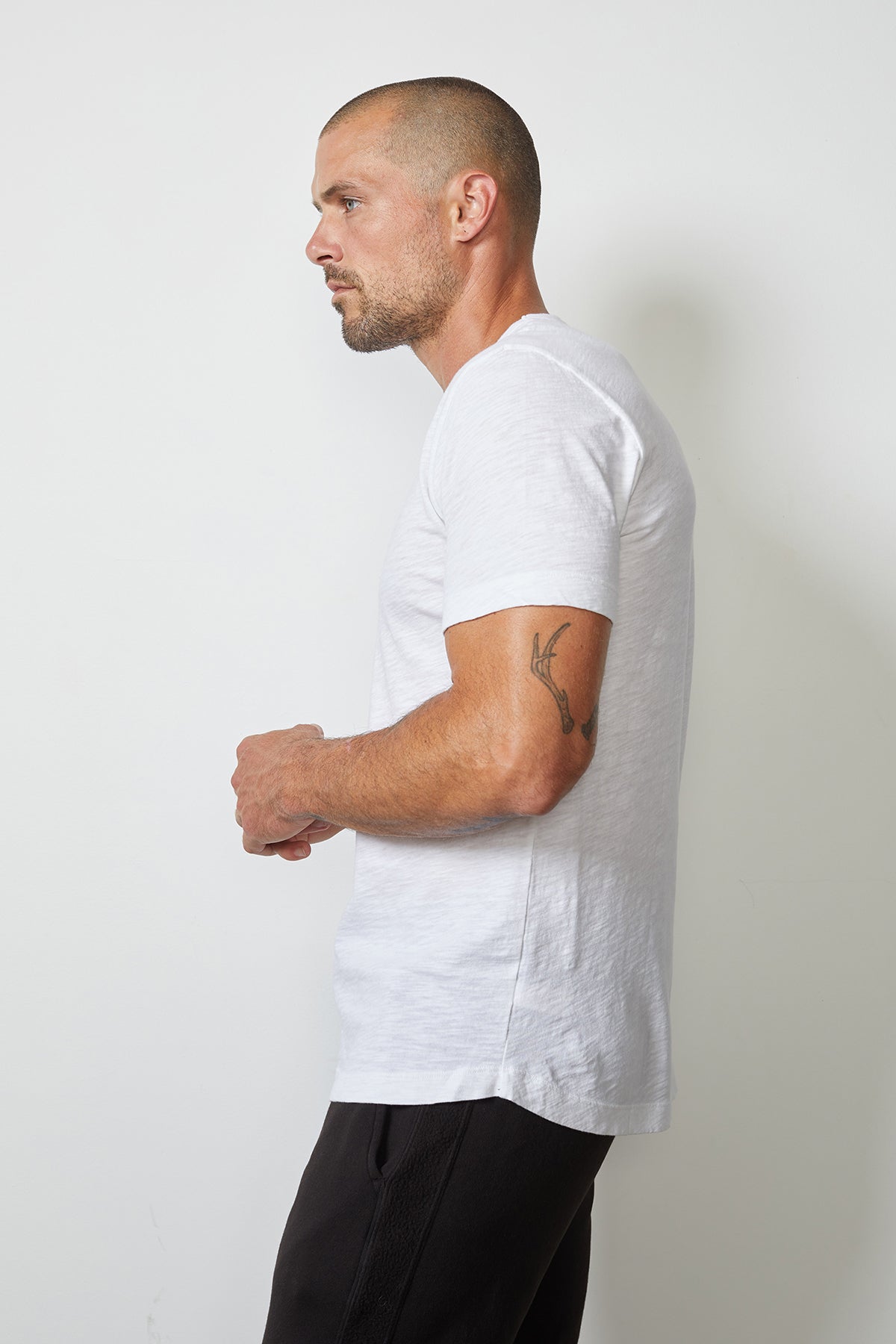 AMARO CREW NECK SLUB TEE - Velvet Staging 2.0