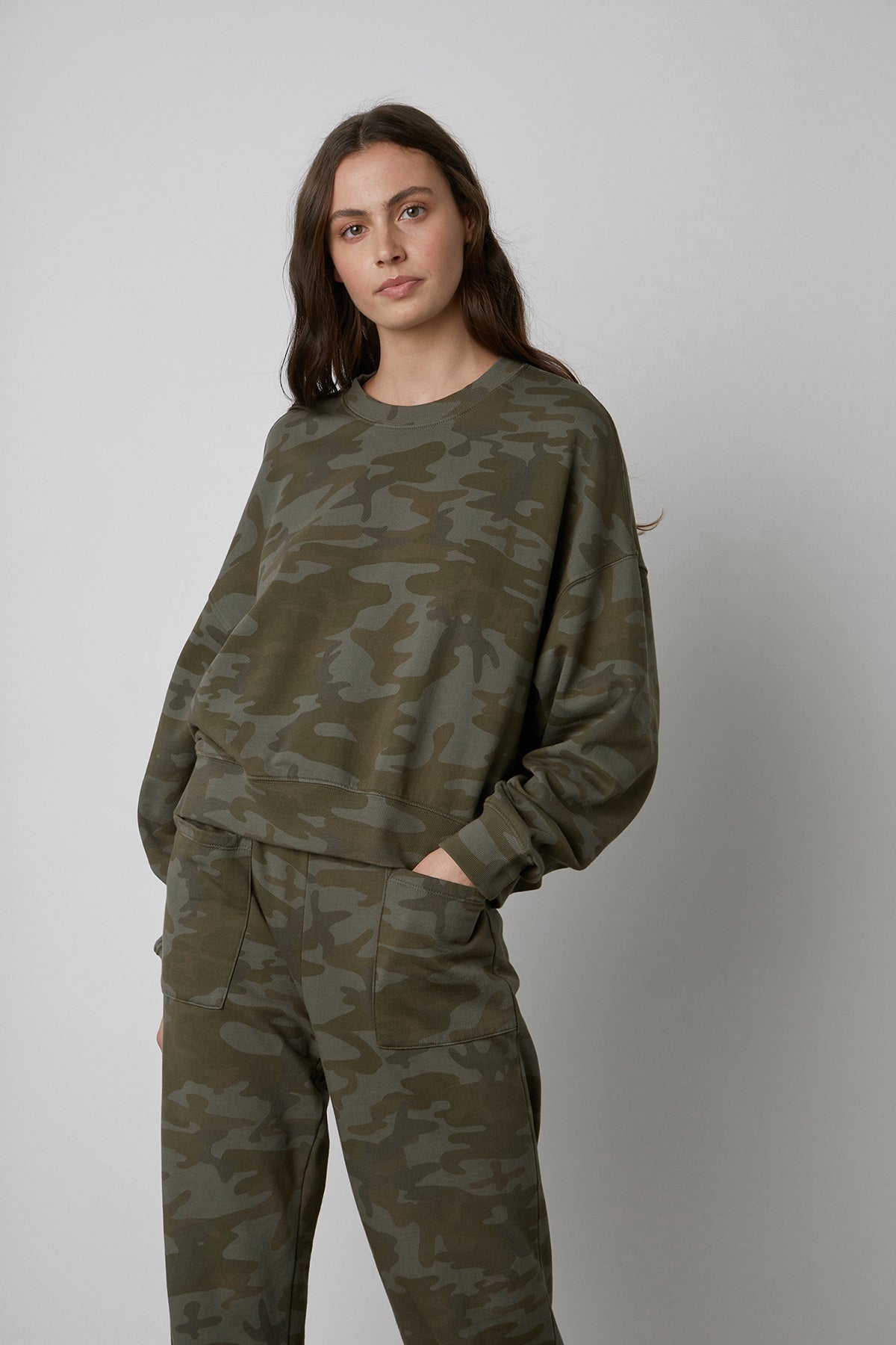 ANDREA CAMO SWEATSHIRT - Velvet Staging 2.0