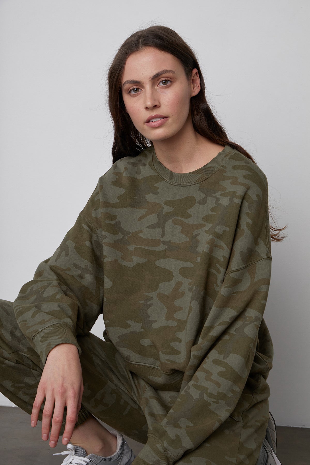 ANDREA CAMO SWEATSHIRT - Velvet Staging 2.0-26916037001412
