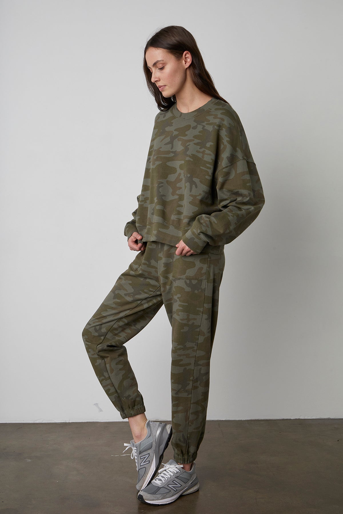 ANDREA CAMO SWEATSHIRT - Velvet Staging 2.0