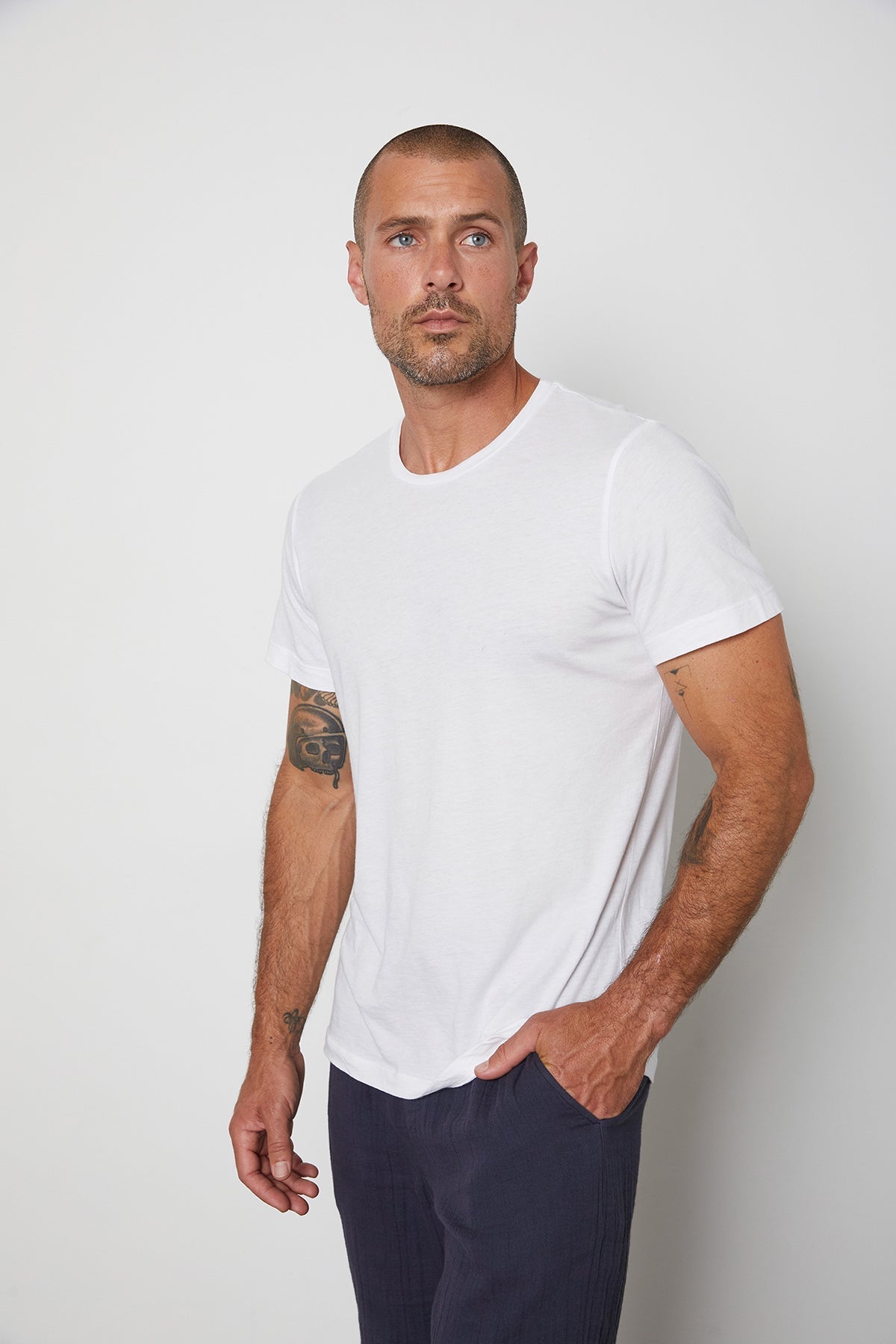 ANGELO CREW NECK GRAPHIC TEE - Velvet Staging 2.0