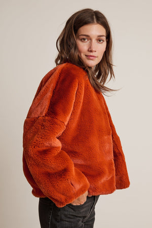 ANNE LUX FAUX FUR JACKET - Velvet Staging 2.0
