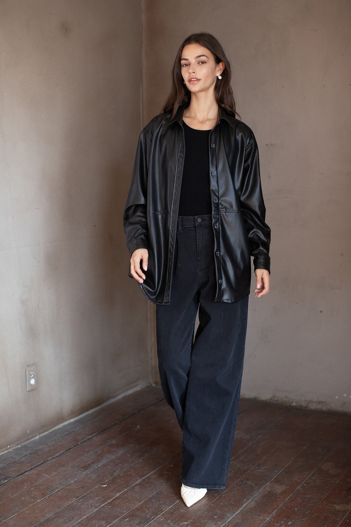 ANNY VEGAN LEATHER SHACKET - Velvet Staging 2.0
