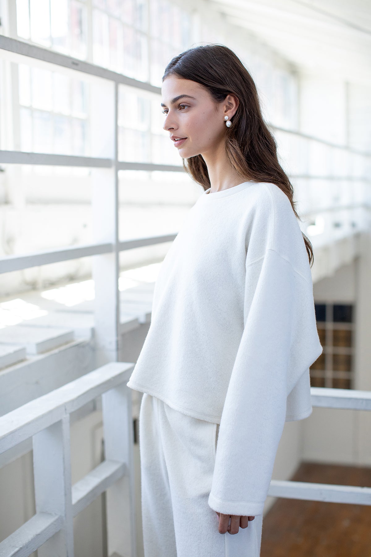 ARISSA CROPPED SWEATSHIRT - Velvet Staging 2.0-26916048732356