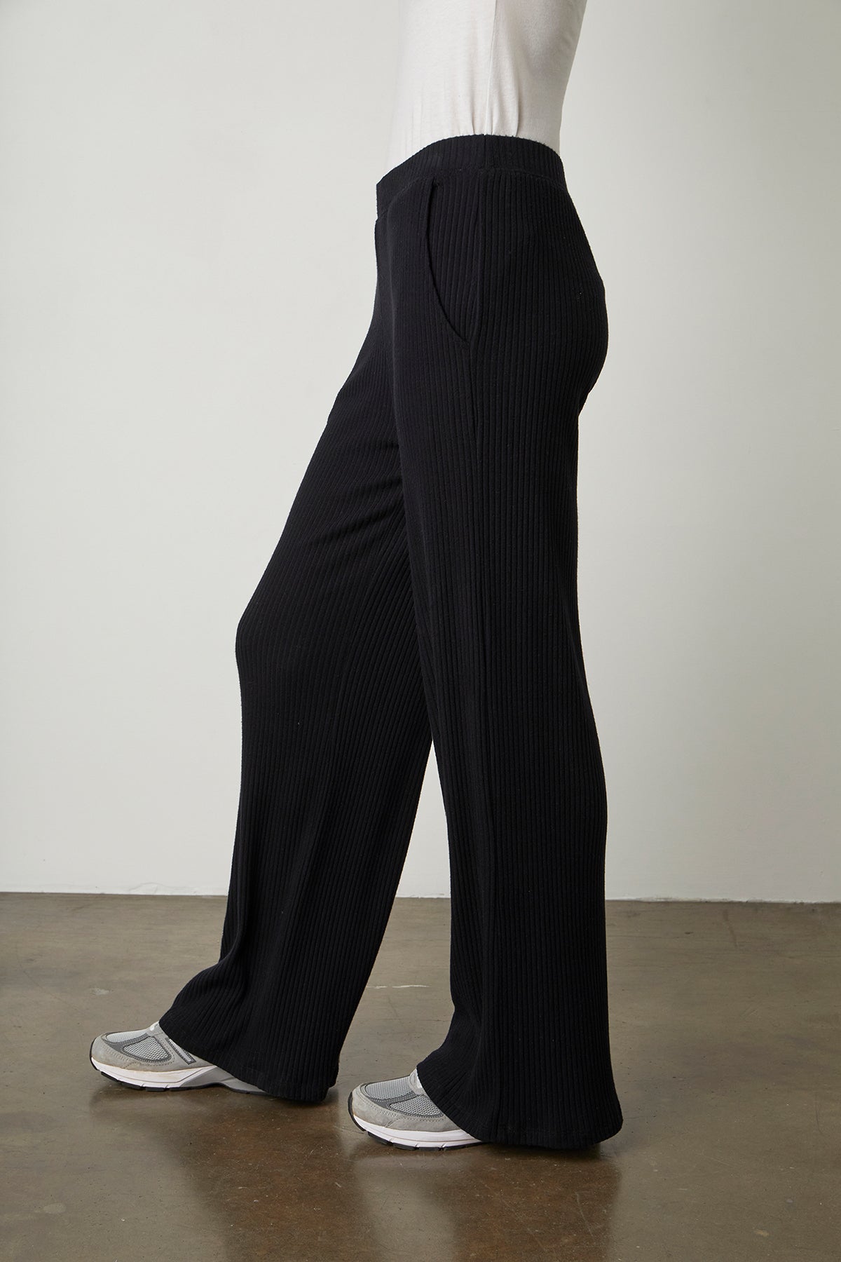 ASTRID WIDE LEG PANT - Velvet Staging 2.0