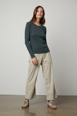 BAYLER RIBBED SCOOP NECK TEE - Velvet Staging 2.0