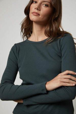 BAYLER RIBBED SCOOP NECK TEE - Velvet Staging 2.0