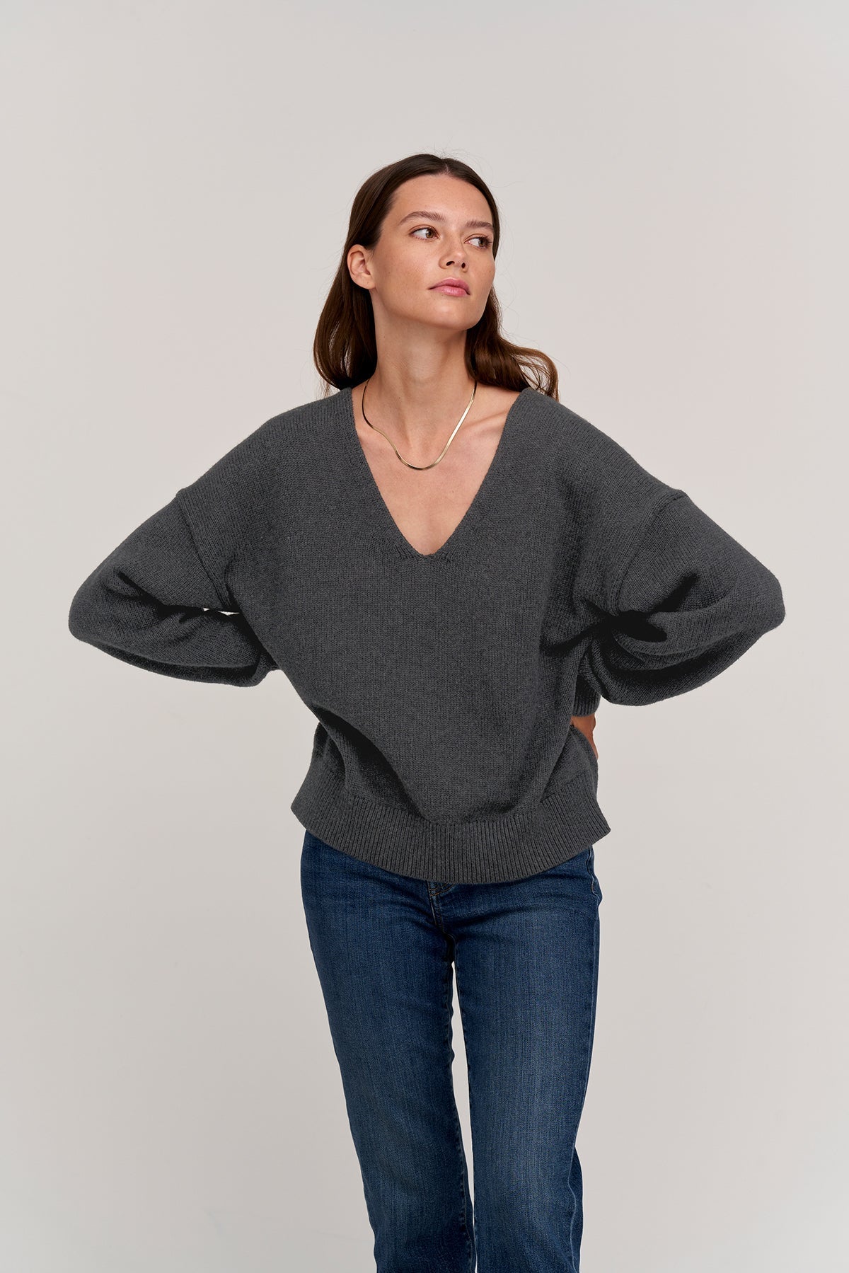 BELINDA V-NECK SWEATER - Velvet Staging 2.0