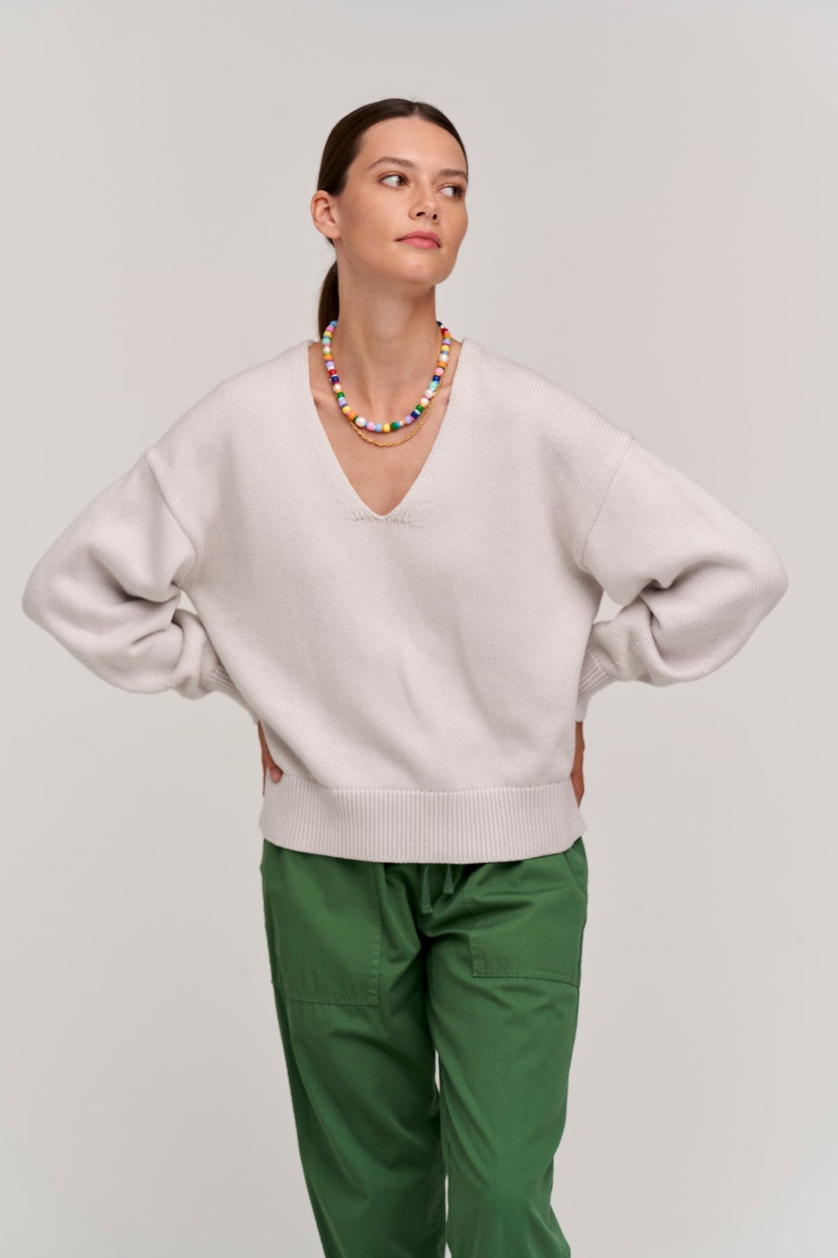BELINDA V-NECK SWEATER - Velvet Staging 2.0