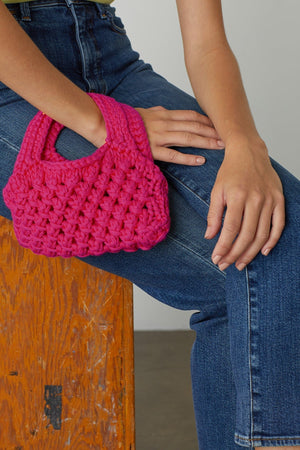 BENNIE CROCHET BAG - Velvet Staging 2.0