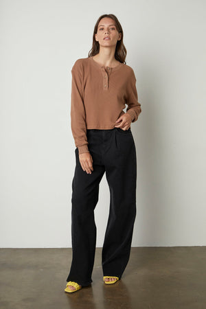 BONNIE CROPPED HENLEY - Velvet Staging 2.0