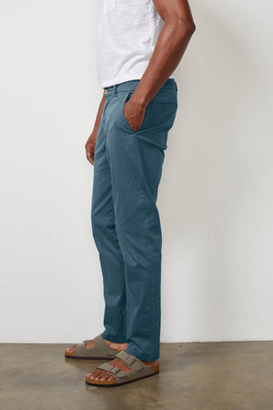 BROGAN COTTON TWILL PANT - Velvet Staging 2.0