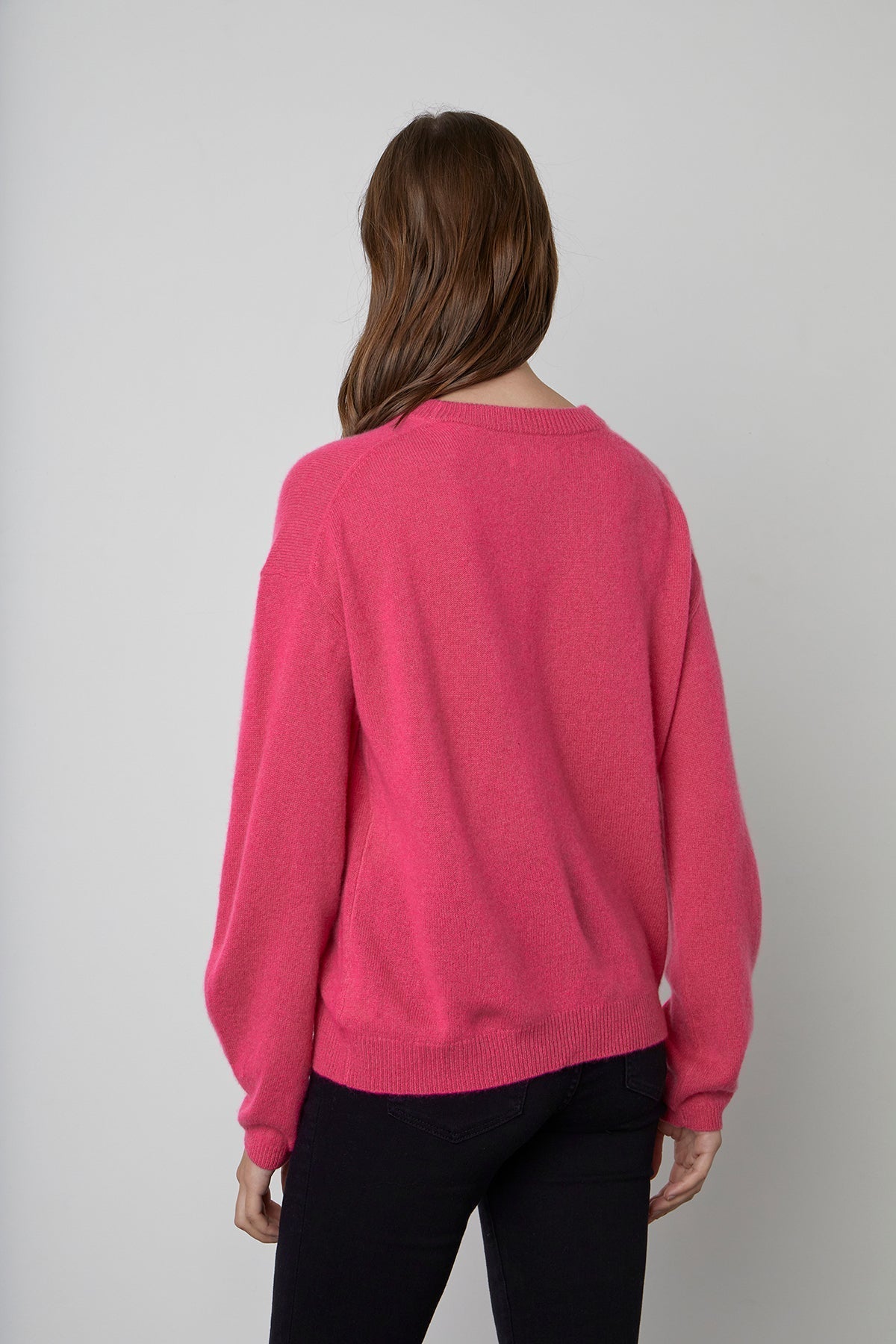 BRYNNE CASHMERE CREW NECK SWEATER - Velvet Staging 2.0-26916079370436