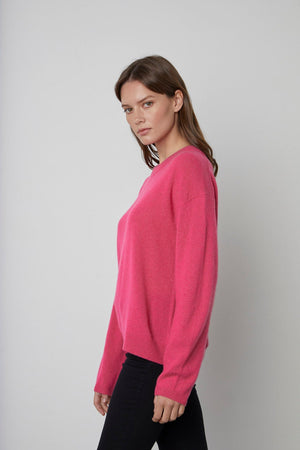 BRYNNE CASHMERE CREW NECK SWEATER - Velvet Staging 2.0