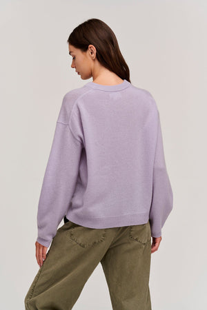 BRYNNE CASHMERE CREW NECK SWEATER - Velvet Staging 2.0