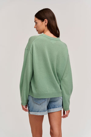 BRYNNE CASHMERE CREW NECK SWEATER - Velvet Staging 2.0