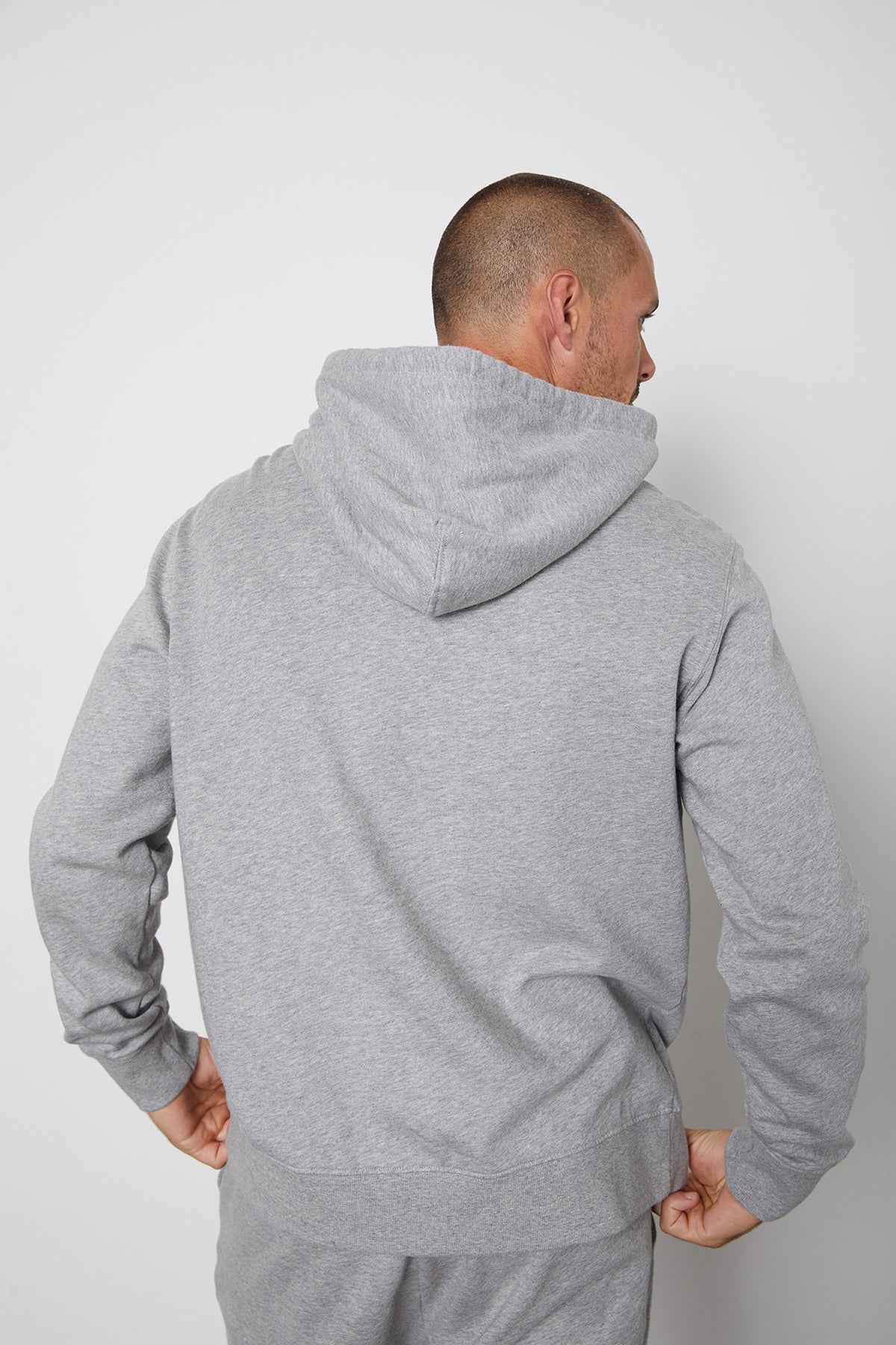 COOPER PULLOVER HOODIE - Velvet Staging 2.0-26916100866244