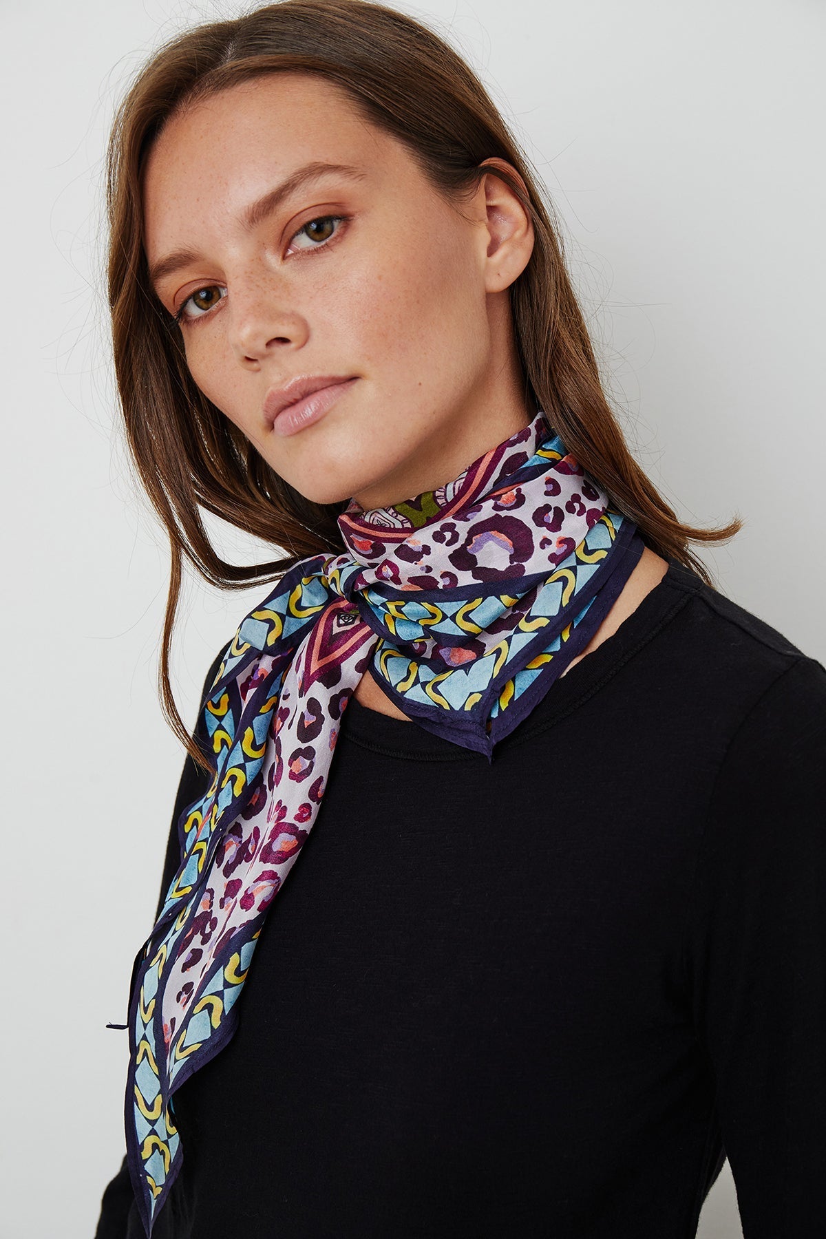 DIAMOND SHAPE SILK SCARF - Velvet Staging 2.0-26916119019716