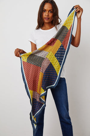 DIAMOND SHAPE SILK SCARF - Velvet Staging 2.0