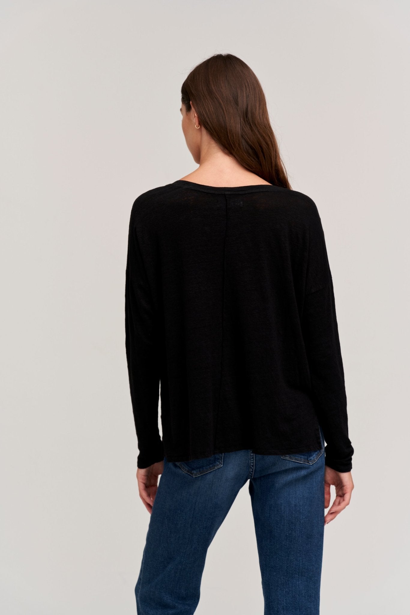 FIONA POCKET TEE - Velvet Staging 2.0