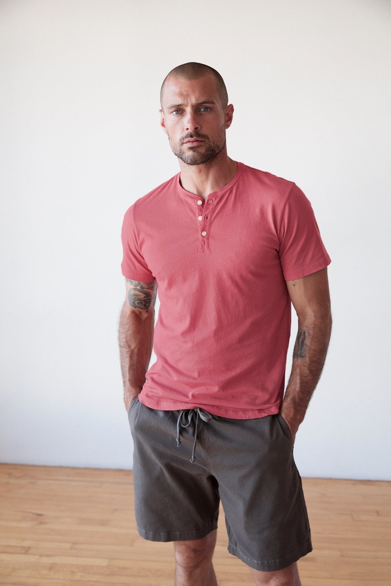 FULTON SHORT SLEEVE HENLEY - Velvet Staging 2.0-26916149854404