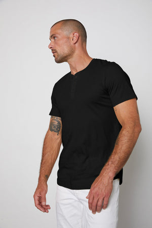 FULTON SHORT SLEEVE HENLEY Velvet by Graham & Spencer