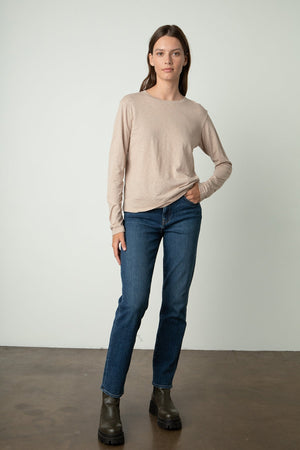 HESTER CREW NECK TEE - Velvet Staging 2.0