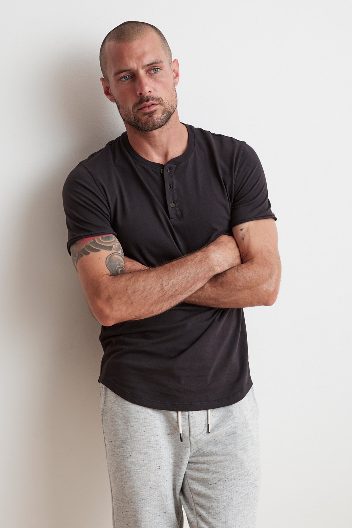 HESTON SUEDED JERSEY HENLEY - Velvet Staging 2.0
