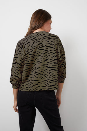HILDA 3/4 SLEEVE SWEATSHIRT - Velvet Staging 2.0