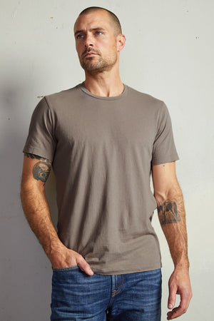 HOWARD WHISPER CLASSIC CREW NECK TEE - Velvet Staging 2.0