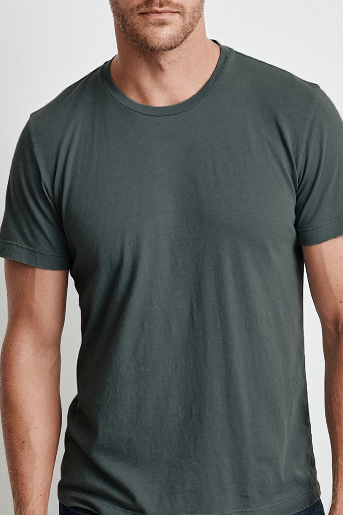 HOWARD WHISPER CLASSIC CREW NECK TEE - Velvet Staging 2.0