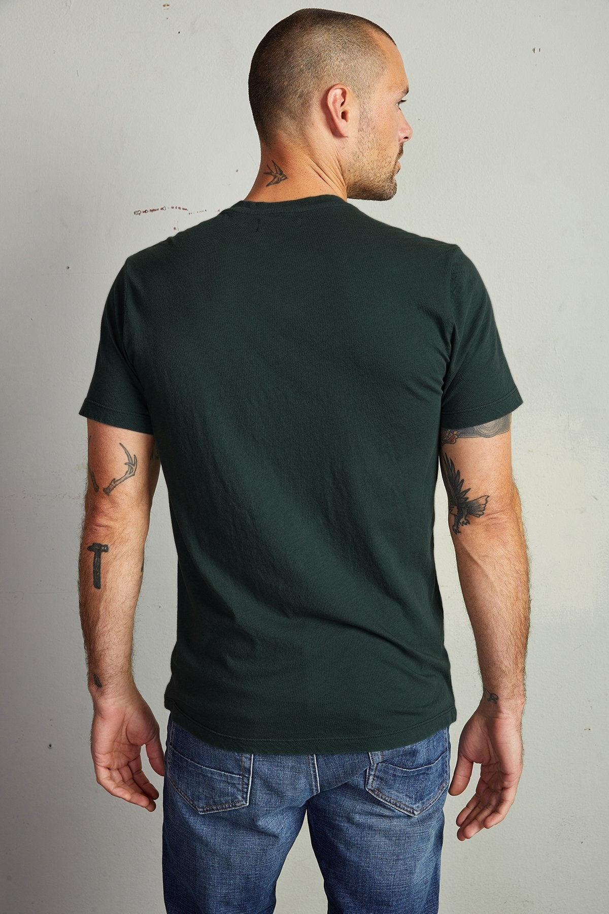 HOWARD WHISPER CLASSIC CREW NECK TEE - Velvet Staging 2.0