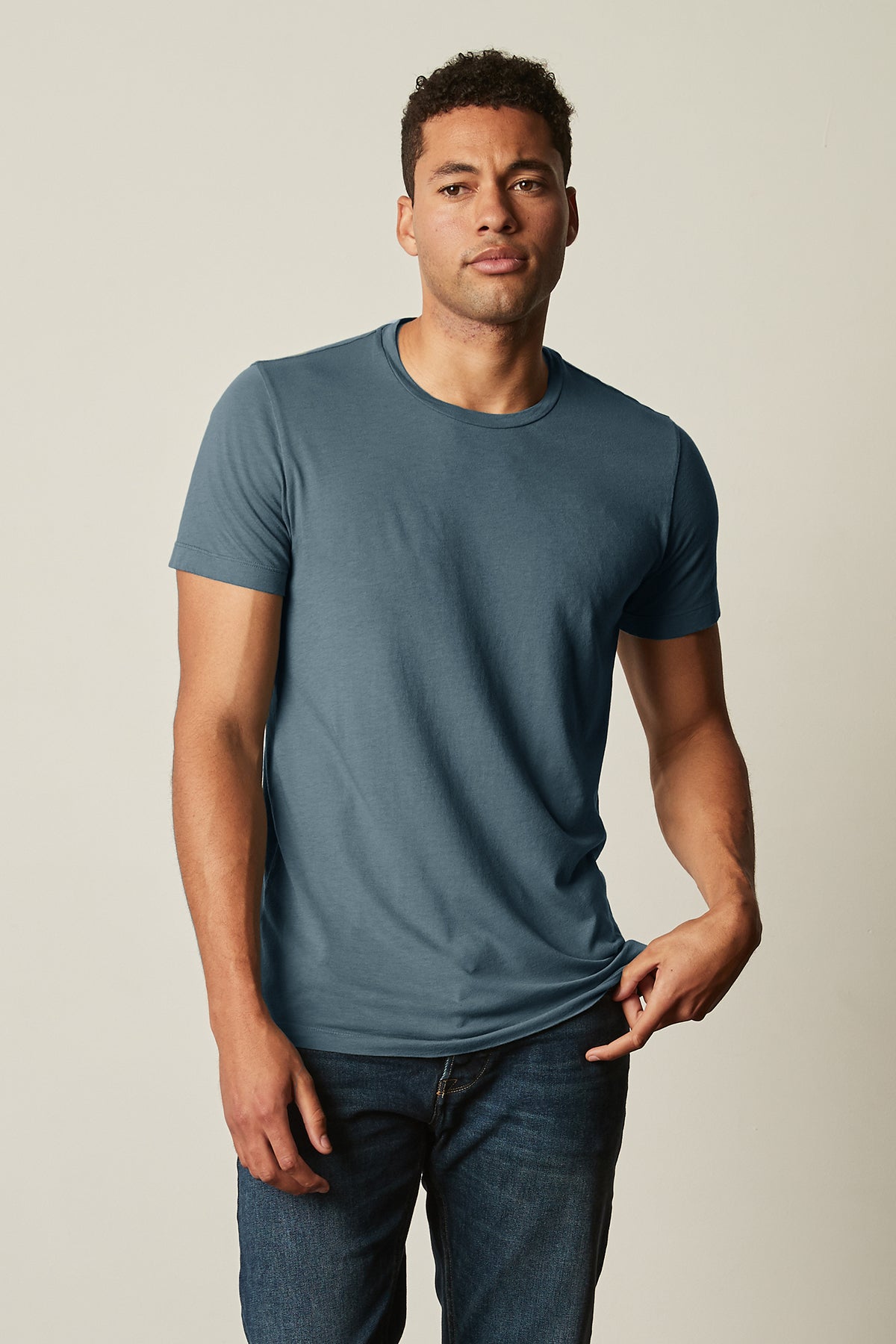   HOWARD WHISPER CLASSIC CREW NECK TEE - Velvet Staging 2.0 