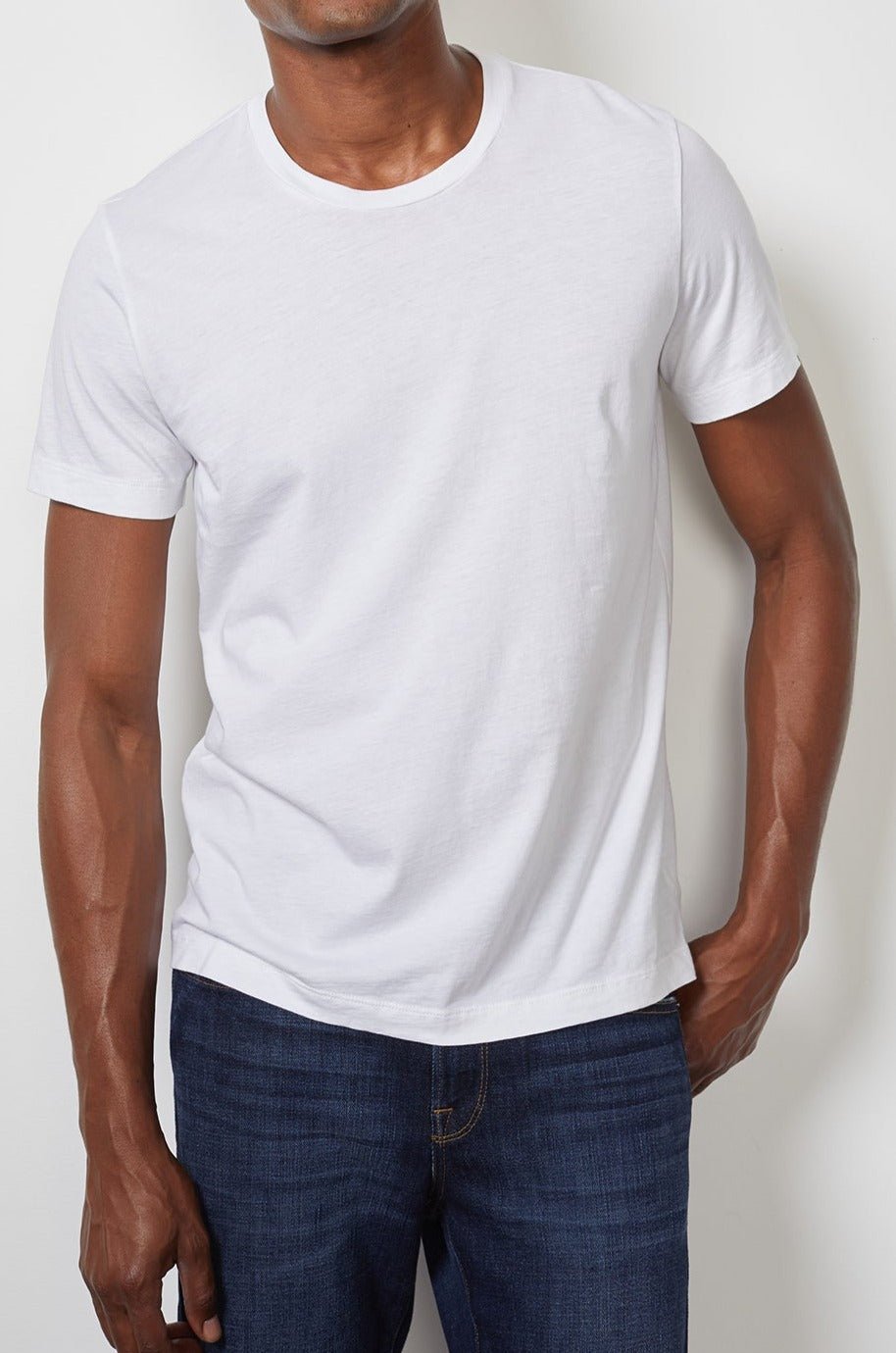   HOWARD WHISPER CLASSIC CREW NECK TEE - Velvet Staging 2.0 