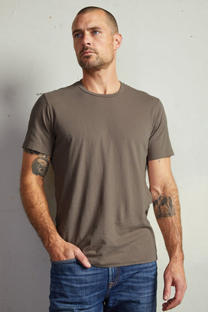 HOWARD WHISPER CLASSIC CREW NECK TEE - Velvet Staging 2.0