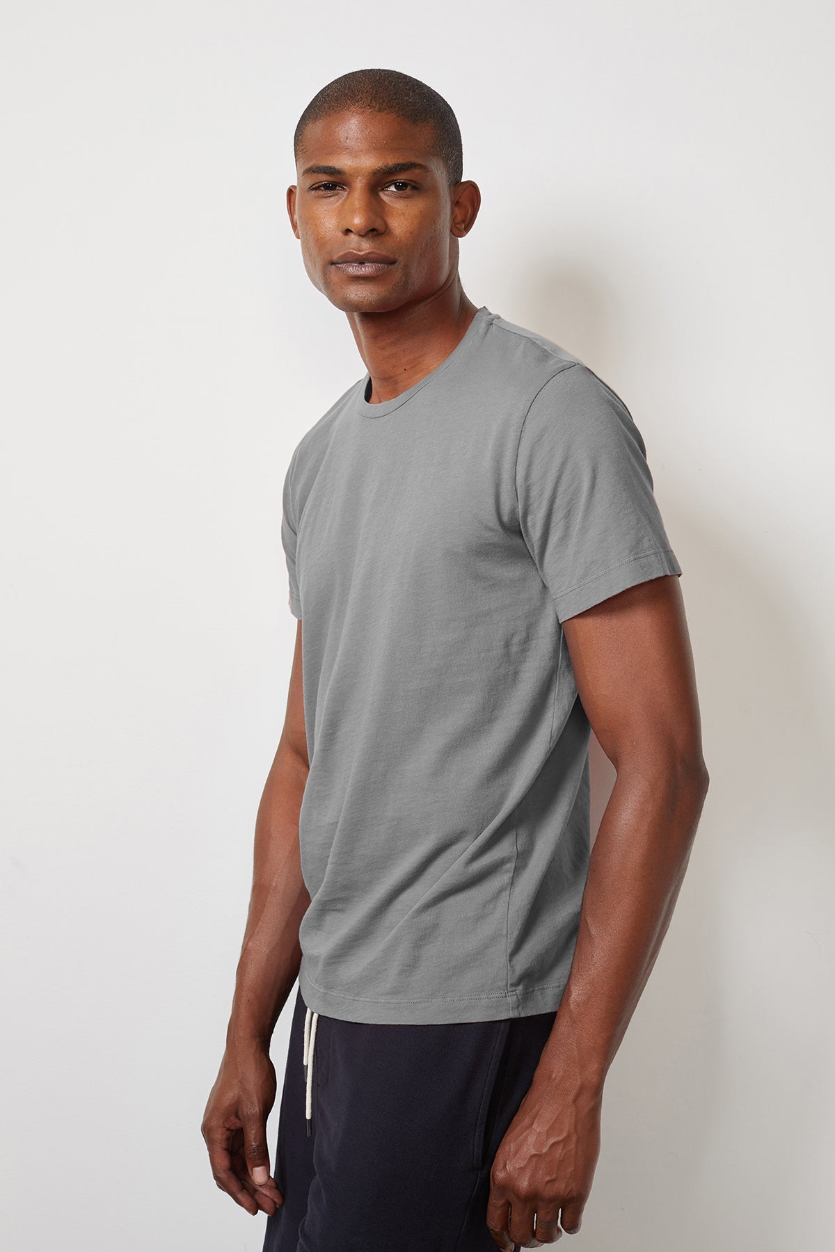 HOWARD WHISPER CLASSIC CREW NECK TEE - Velvet Staging 2.0