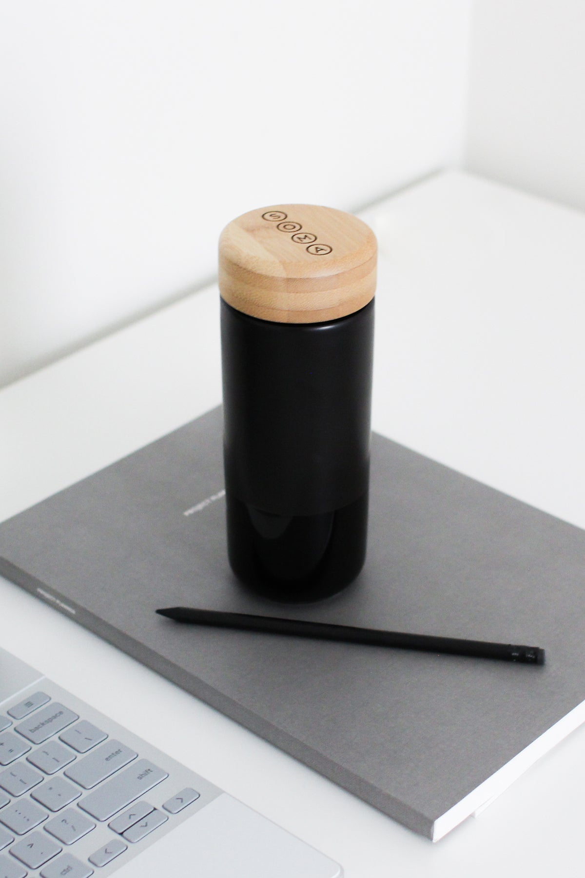INSULATED CERAMIC MUG BY SOMA - Velvet Staging 2.0
