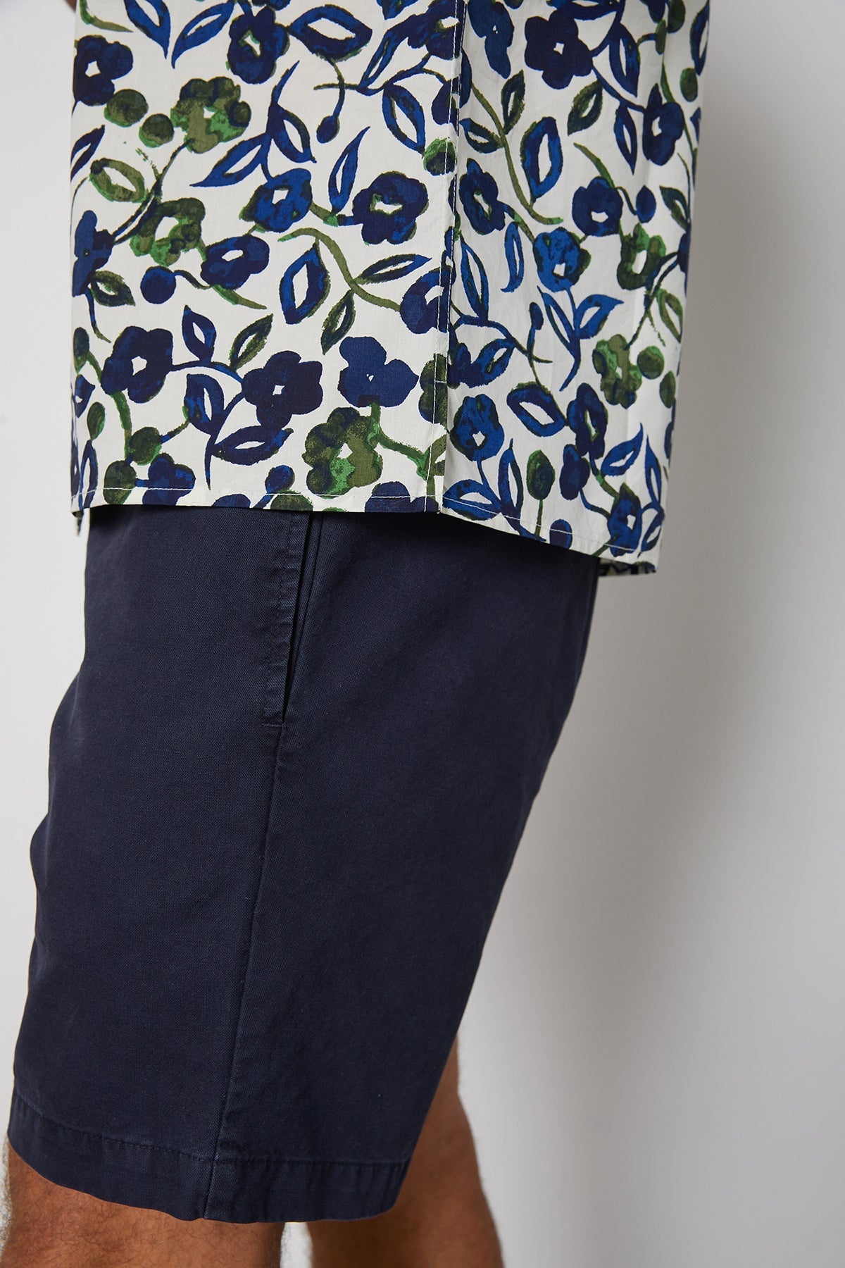 ISAIAH PRINTED BUTTON-UP SHIRT - Velvet Staging 2.0