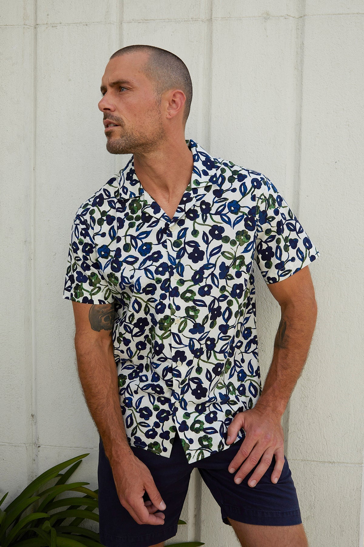 ISAIAH PRINTED BUTTON-UP SHIRT - Velvet Staging 2.0